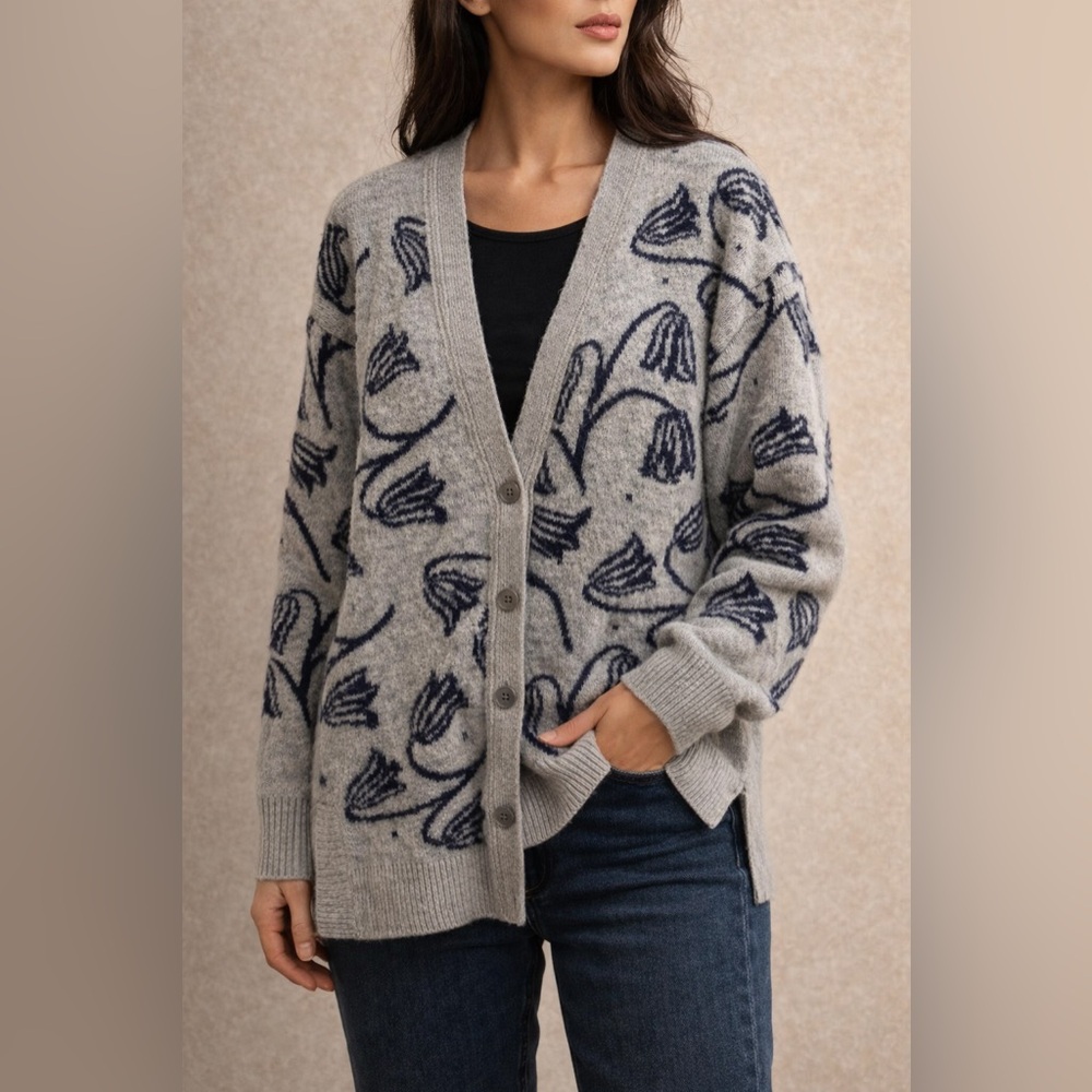 Loft - Wool & Mohair Blend Grey & Navy Tulip Cardigan Sweater - Like New